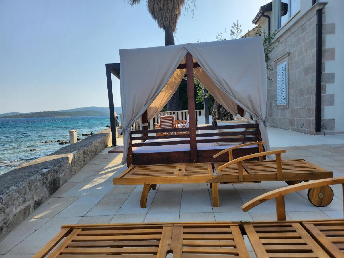 Holiday Home Luna Orebic Bagian luar foto