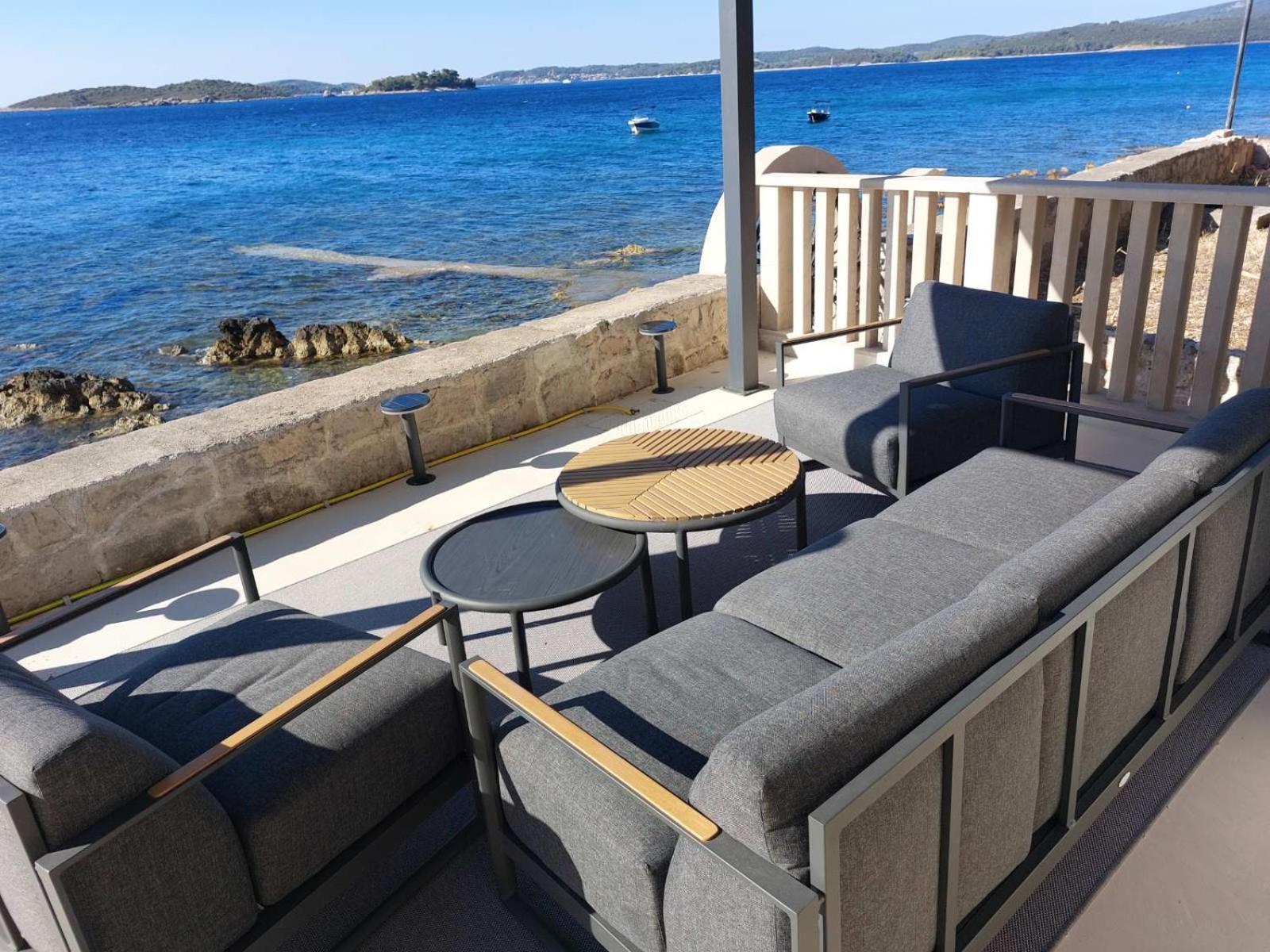 Holiday Home Luna Orebic Bagian luar foto