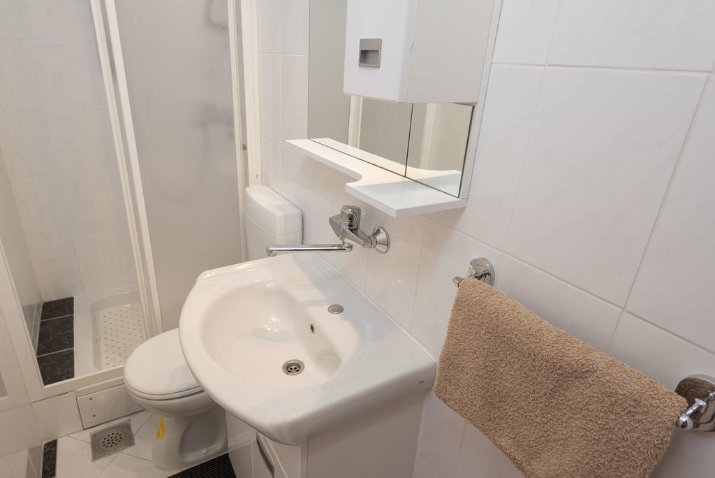 Holiday Home Luna Orebic Bagian luar foto