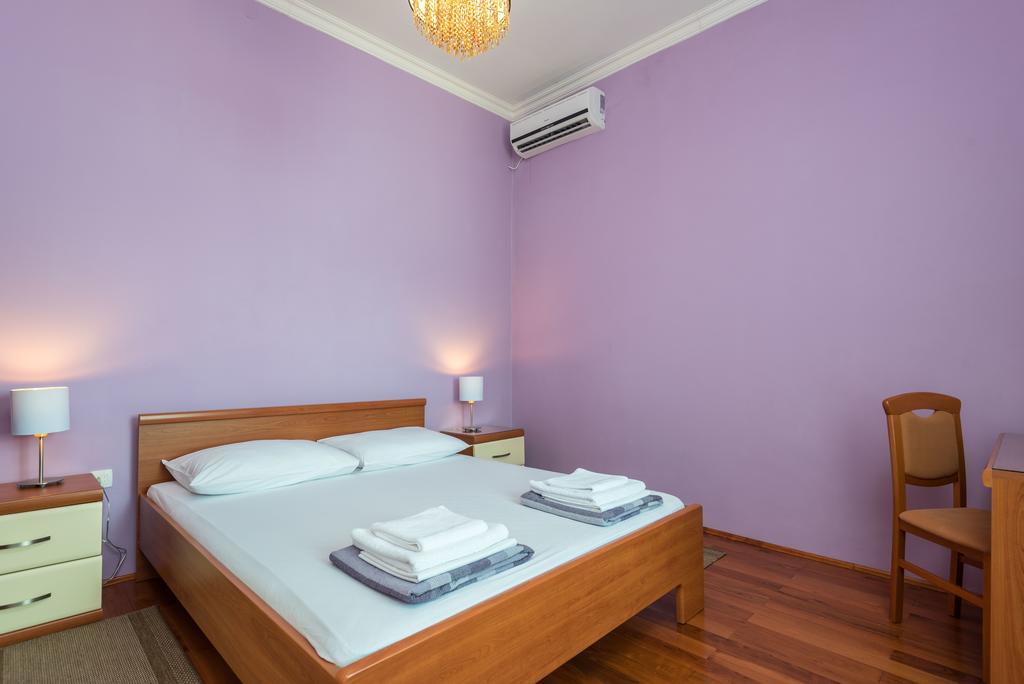 Holiday Home Luna Orebic Bagian luar foto